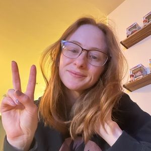 Meet your Posher, Haylee